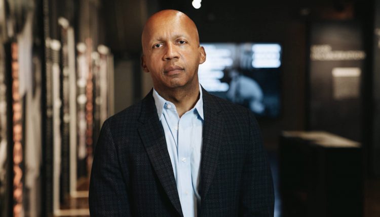 Civil Rights Lawyer Bryan Stevenson Wins “Alternative Nobel” for Work Against Mass Incarceration