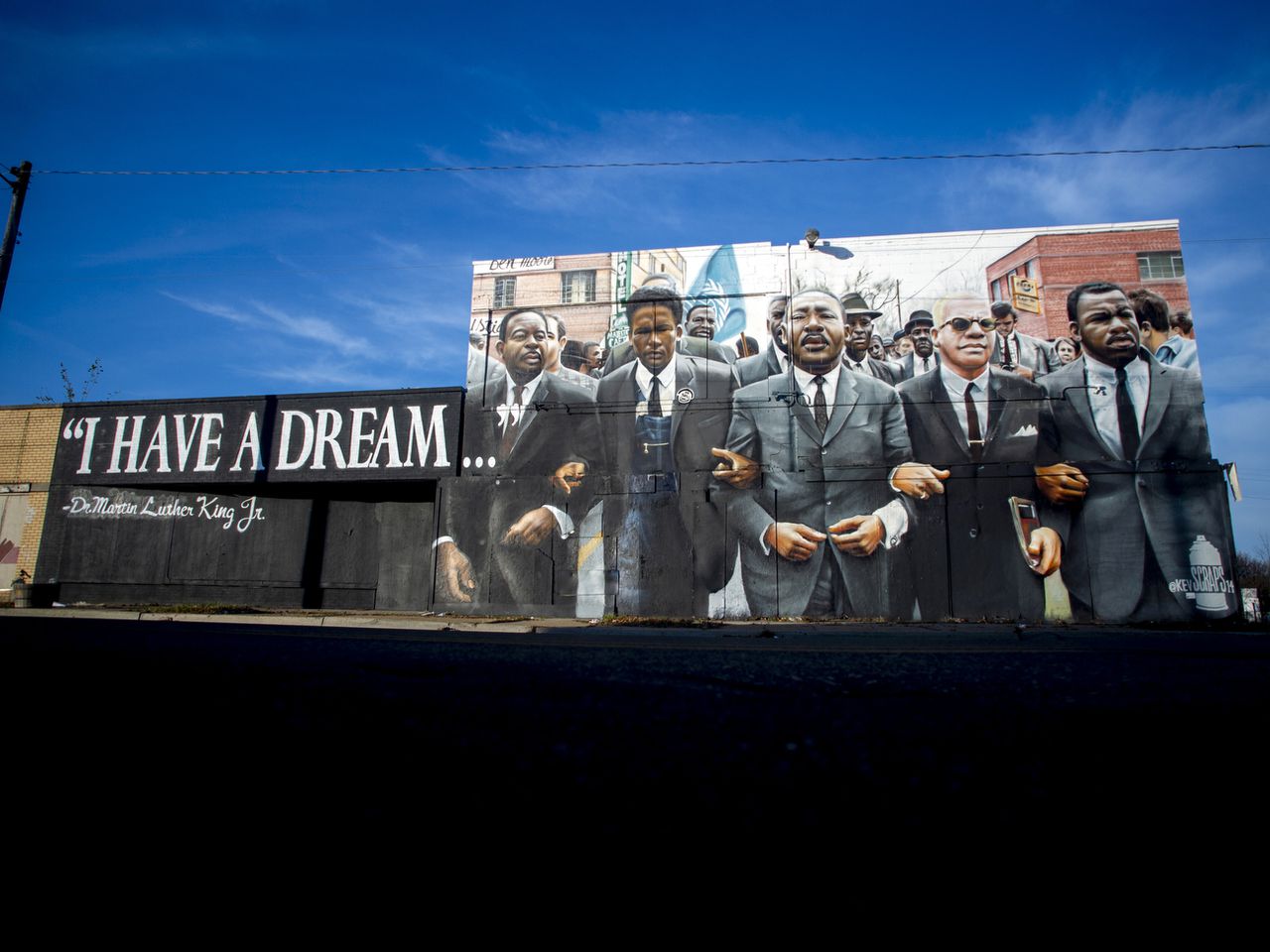 New Flint mural pays homage to civil rights icons Martin Luther King Jr. and John Lewis