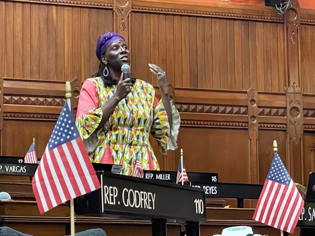 Connecticut House joins national civil rights campaign over Black hair styles