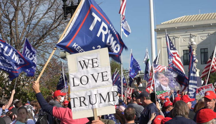 Former Bush Officials Flee the GOP en Masse -- and Warn It's Become the 'Cult of Trump'