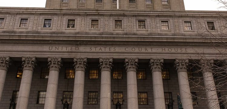 Former VP says Santander Bank ousted her over back-to-back pregnancies