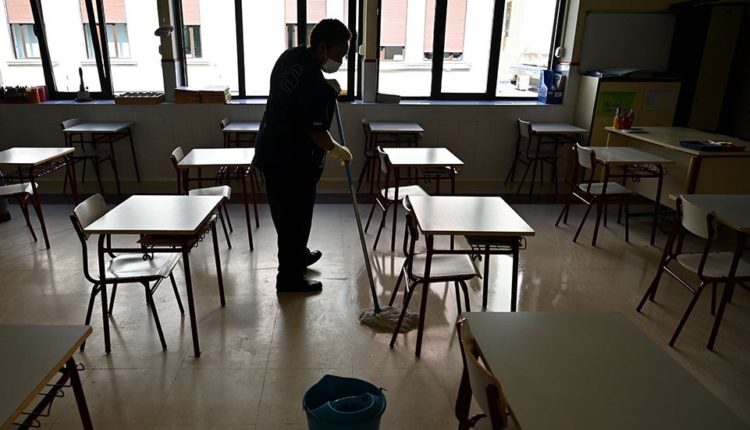 Judge halts return to in-person classes for some Minneapolis teachers