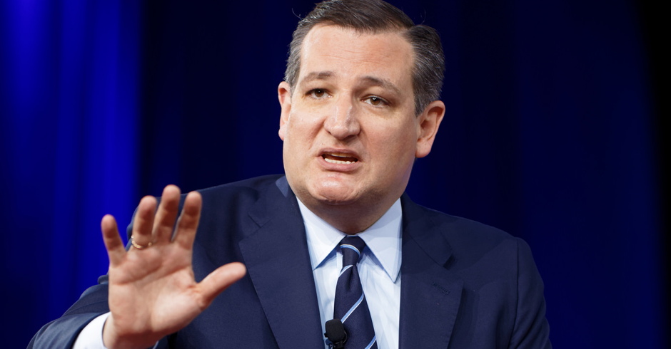 Ted Cruz Mocked as a 'Fraud' for Attacking California Now That Millions in Texas Have Lost Power