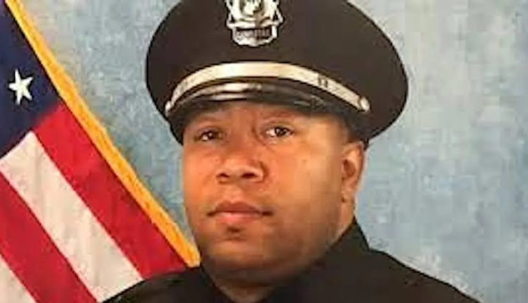 Anti-Masker Murders Police Officer Who Was Escorting Him Away From Basketball Game