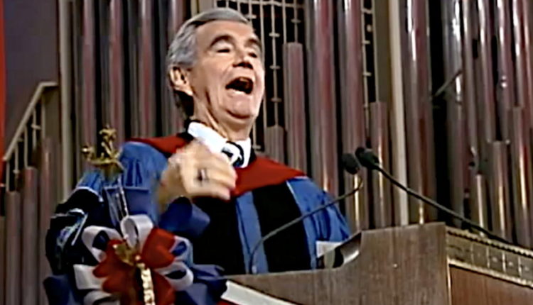 Fort Lauderdale to Honor Pastor Whose Ministry Appears on Southern Poverty Law Center's Anti-LGBT Hate Group List