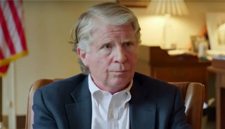 Manhattan District Attorney Cy Vance Won't Seek Re-Election – Leaving Trump Probe to Successor