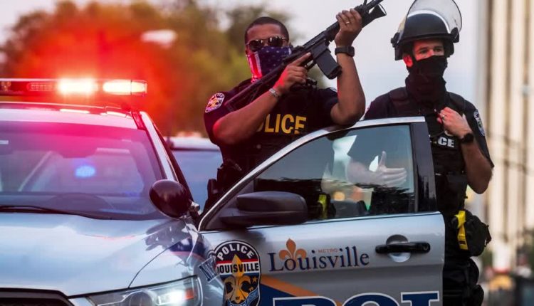 U.S. launches civil-rights probe of Louisville police - Yahoo News