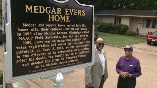 Ceremony held to remember civil rights icon Medgar Evans