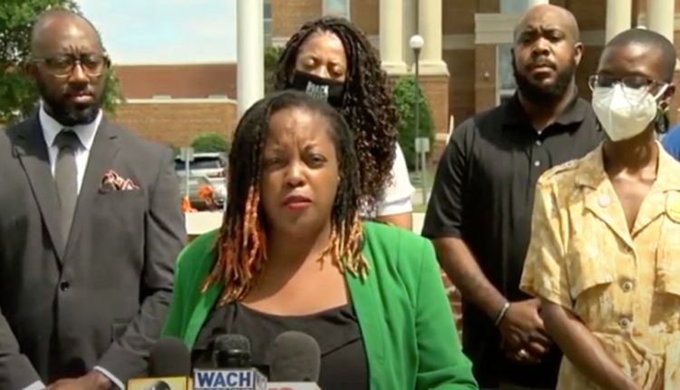 Civil rights activists demand change after Black artist is detained by Columbia police - wpde.com