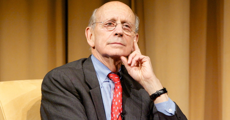 Liberals Message Justice Breyer in 'Fantasy Land' After McConnell Says He'll Block Biden Nominee