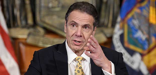 The governor of New York signs law to protect workers against infectious diseases