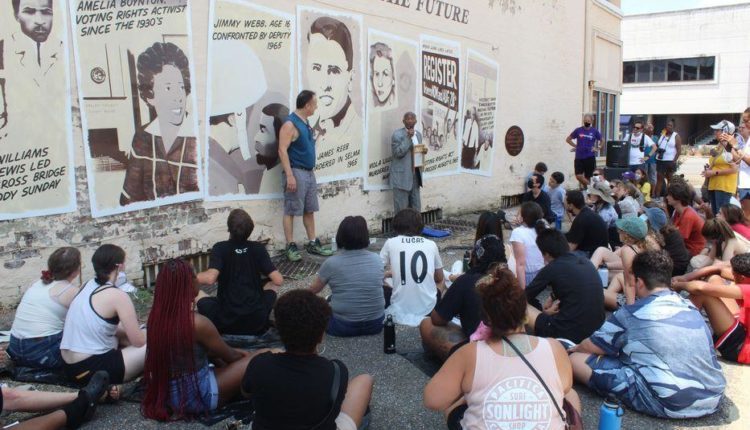 Ohio Civil Rights tour visits mural they gifted to Selma, hears story of the Selma Teacher’s March for voting rights | News